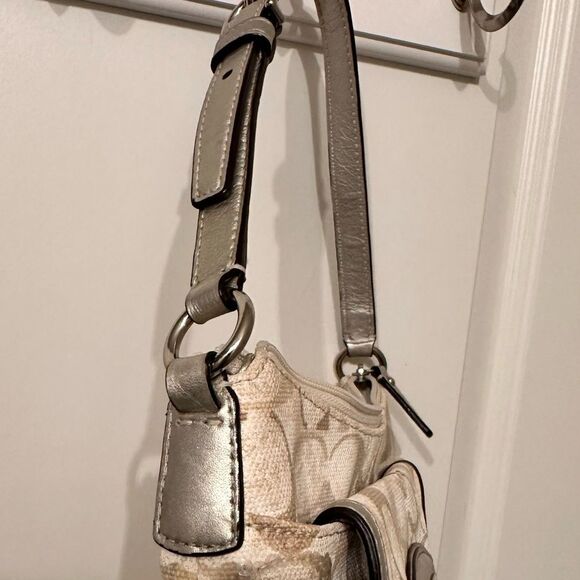 Coach Optic Canvas Shoulder bag - Picture 2 of 8